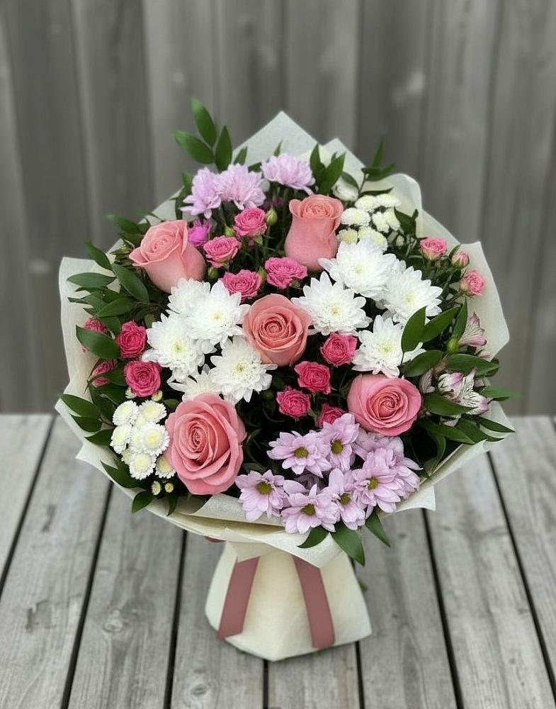 Букет цветов из: Альстромерии, Гвоздики, Розы и Хризантемы в Чепелево