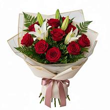 Букет цветов из:  Лилии и Розы в Чепелево
