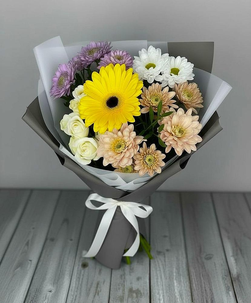 Букет цветов из: Розы, Герберы и Хризантемы в Чепелево