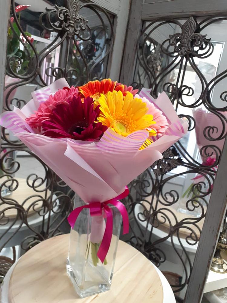 Букет цветов из: Герберы в Чепелево