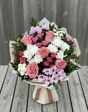 Букет цветов из:  Альстромерии, Гвоздики, Розы и Хризантемы в Чепелево