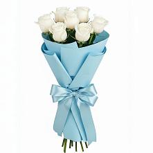 Букет 7 белых роз Проуд в Чепелево