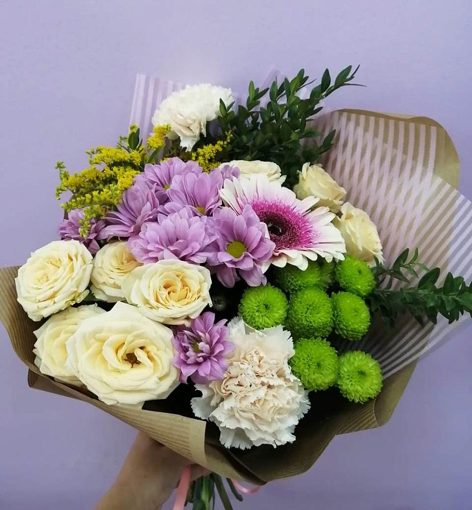 Букет цветов из: Хризантемы, Розы, Гвоздики и Герберы в Чепелево