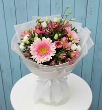 Букет цветов из:  Герберы, Альстромерии и Лизиантусы в Чепелево